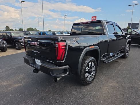 Used 2025 GMC Sierra 3500 Denali w/ Denali Reserve Package AWD/4WD image 8
