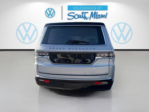 Used 2024 Jeep Grand Wagoneer Series III w/ Rear Seat Video Group 1 image 6