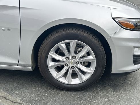 Used 2019 Chevrolet Malibu LT w/ Driver Confidence Package image 12