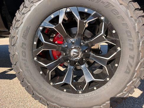 Used 2018 Chevrolet Silverado 1500 LT w/ All Star Edition AWD/4WD image 11