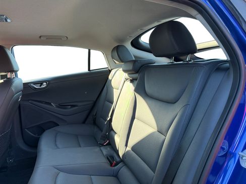 Used 2022 Hyundai Ioniq Limited image 11