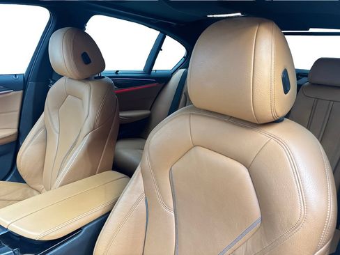 Used 2022 BMW 540i w/ Executive Package RWD image 27
