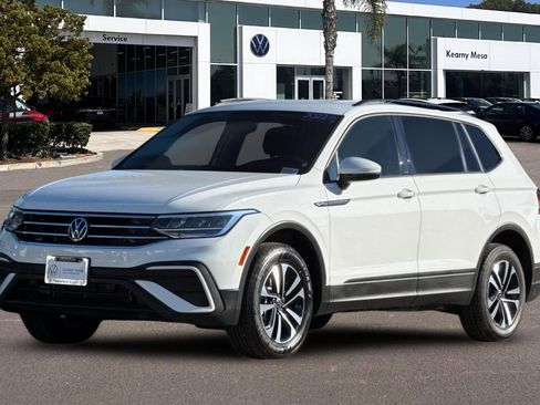 Used 2022 Volkswagen Tiguan S image 8