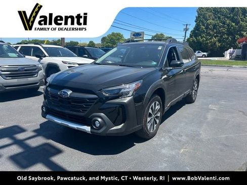 Used 2025 Subaru Outback Limited AWD/4WD image 1