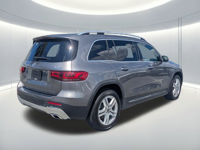 Used 2023 Mercedes-Benz GLB 250 4MATIC w/ Premium Package image 6