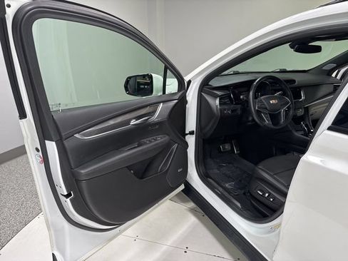 Used 2021 Cadillac XT5 Sportv AWD/4WD image 13