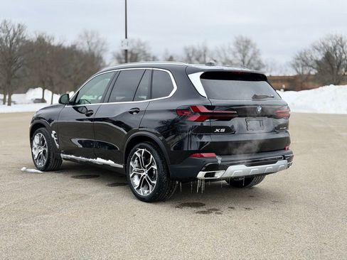 New 2026 BMW X5 xDrive40i w/ Climate Comfort Package image 3