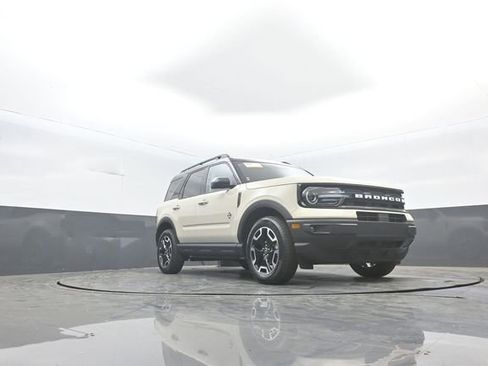 Certified 2024 Ford Bronco Sport Outer Banks w/ Tech Package image 27