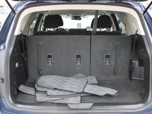 Certified 2023 Subaru Ascent Premium image 27