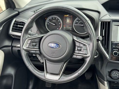Used 2022 Subaru Forester Premium image 17