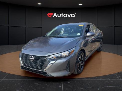 Used 2025 Nissan Sentra SV image 1
