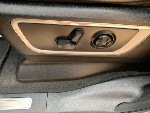 Used 2021 RAM 1500 Laramie RWD image 29