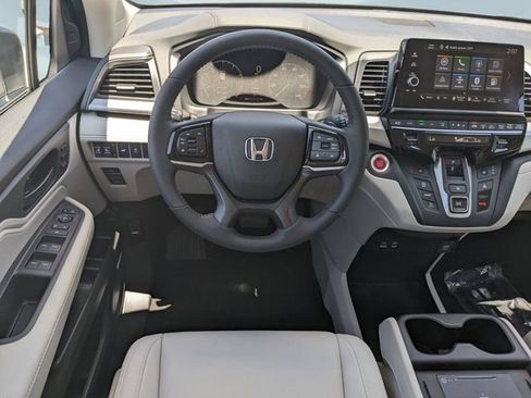 New 2026 Honda Odyssey EX-L image 16