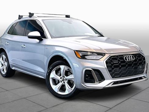 Certified 2025 Audi Q5 2.0T Premium Plus w/ Premium Plus Package image 2