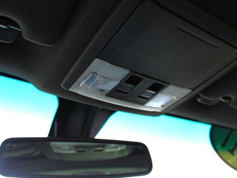 Used 2017 Ford Taurus SEL w/ Equipment Group 201A image 30