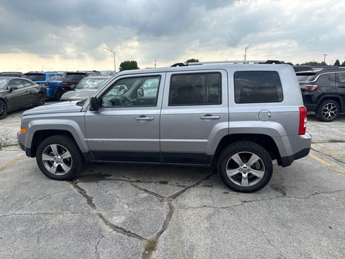 Used 2016 Jeep Patriot High Altitude AWD/4WD image 9