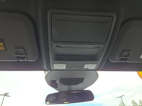 Used 2025 Ford Escape ST-Line Select AWD/4WD image 29
