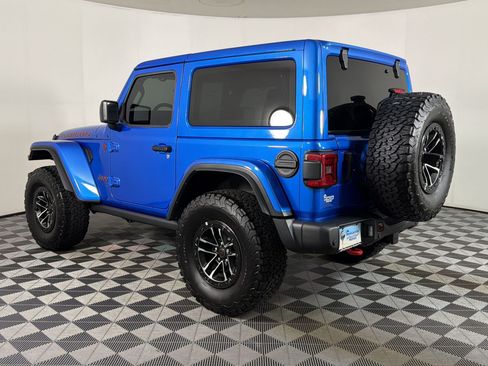 Used 2026 Jeep Wrangler Rubicon AWD/4WD image 3