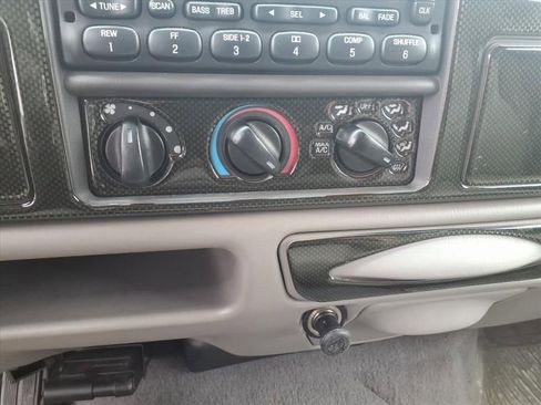 Used 1999 Ford F350 4x4 Crew Cab Super Duty image 18