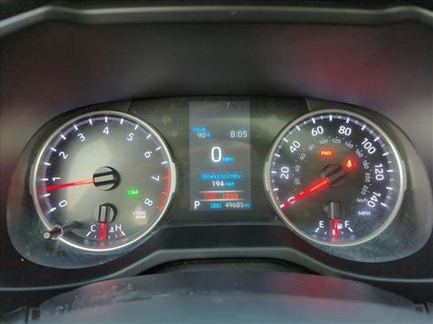 Used 2022 Toyota RAV4 XLE Premium FWD image 11