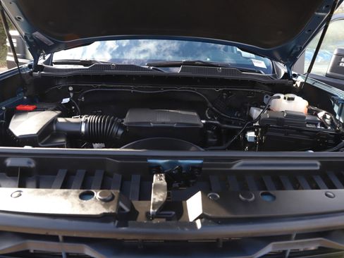 Used 2025 Chevrolet Silverado 3500 LT w/ Safety Package image 34