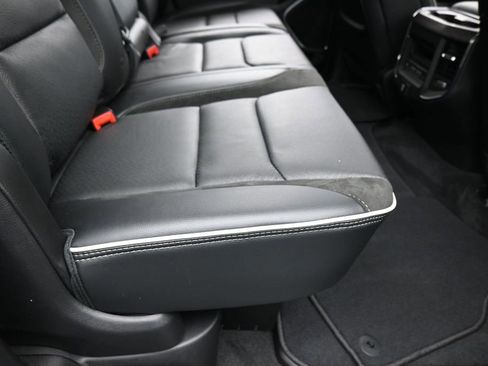 Used 2026 RAM 1500 Laramie w/ Night Edition AWD/4WD image 38
