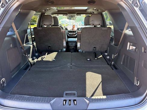 Used 2026 Ford Explorer ST-Line w/ ST-Line Street Pack AWD/4WD image 18