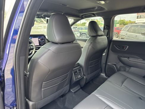 New 2026 Subaru Outback Limited AWD/4WD image 29