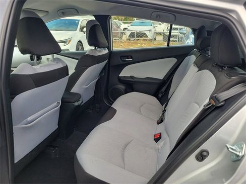 Used 2019 Toyota Prius LE image 8