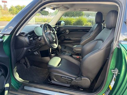 Used 2022 MINI Cooper SE w/ Driver Assistance Package FWD image 10