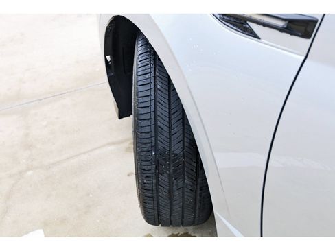 Certified 2025 Hyundai Sonata Limited FWD image 31