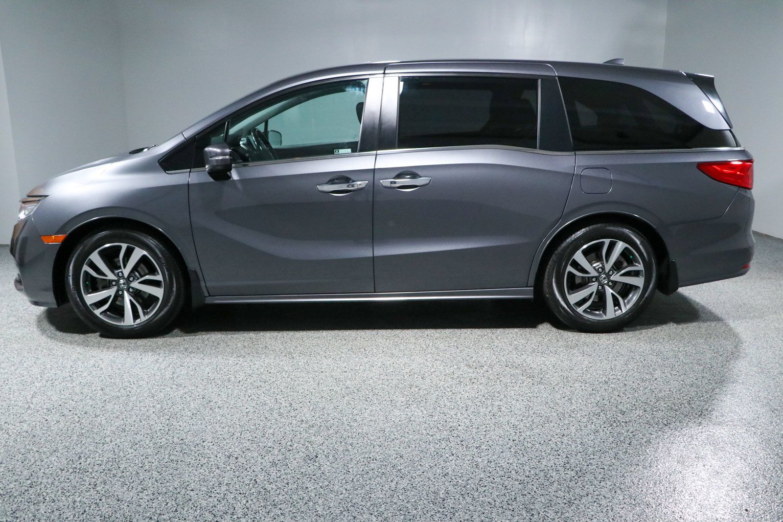 Used 2023 Honda Odyssey Touring image 10