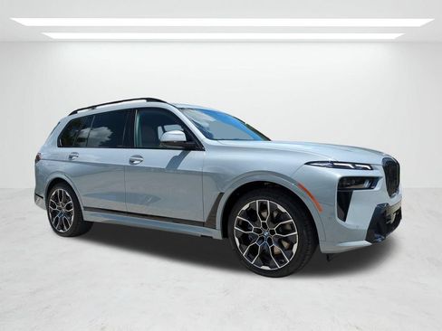 New 2027 BMW X7 xDrive40i w/ M Sport Package AWD/4WD image 2