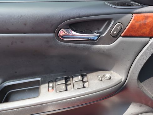 Used 2007 Chevrolet Impala SS w/ Convenience Package FWD image 35