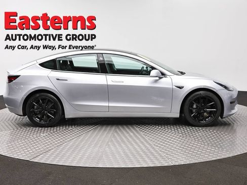 Used 2018 Tesla Model 3 Long Range AWD/4WD image 4