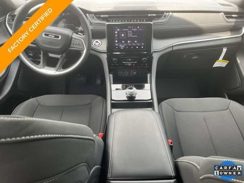Certified 2025 Jeep Grand Cherokee L Laredo w/ MOPAR Finishing Package AWD/4WD image 16