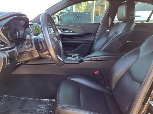 Used 2022 Cadillac CT4 Luxury w/ Sun And Sound Package RWD image 20