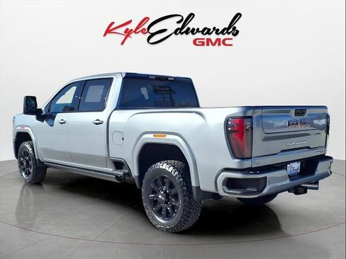 New 2026 GMC Sierra 2500 AT4 w/ AT4 Premium Plus Package image 7