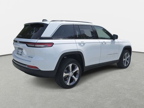 New 2026 Jeep Grand Cherokee Limited AWD/4WD image 5