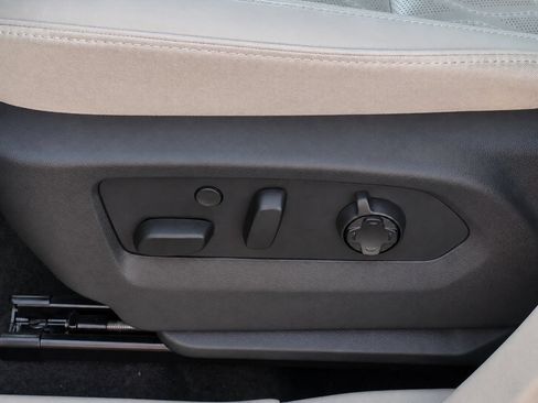 Certified 2021 Buick Envision Avenir FWD image 15