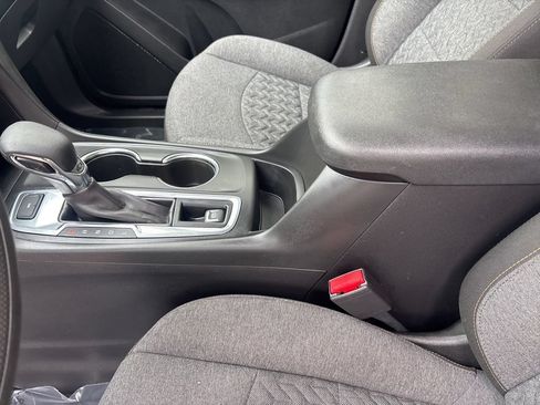 Used 2023 Chevrolet Equinox LT AWD/4WD image 19