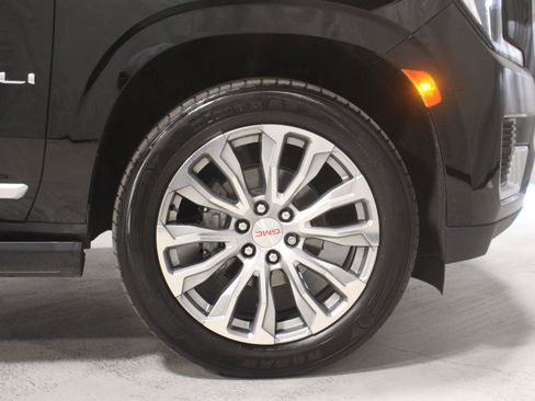 Used 2022 GMC Yukon Denali AWD/4WD image 41