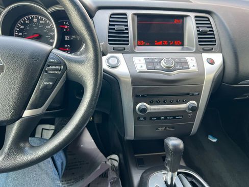 Used 2013 Nissan Murano S image 21