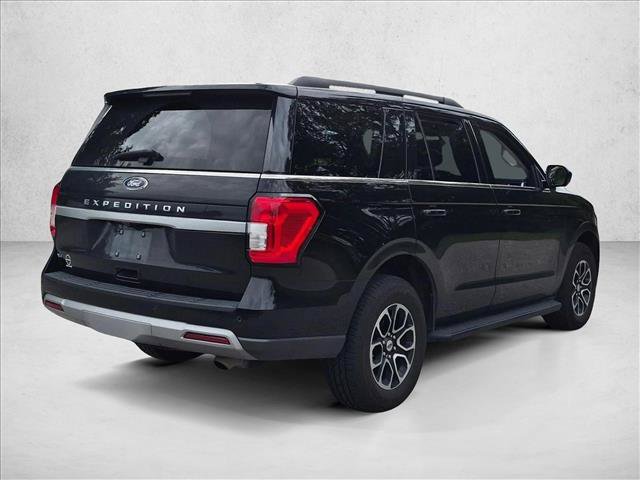Used 2024 Ford Expedition XLT RWD image 5