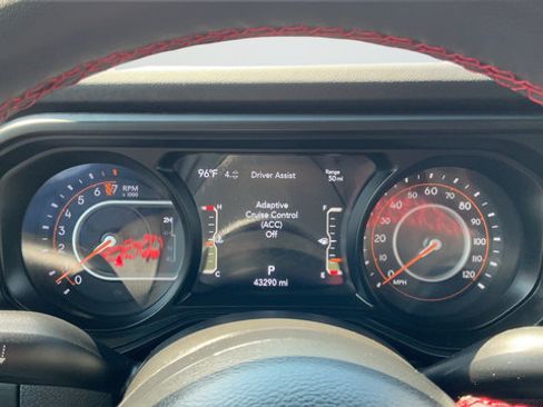 Used 2024 Jeep Gladiator Rubicon w/ Safety Group AWD/4WD image 13