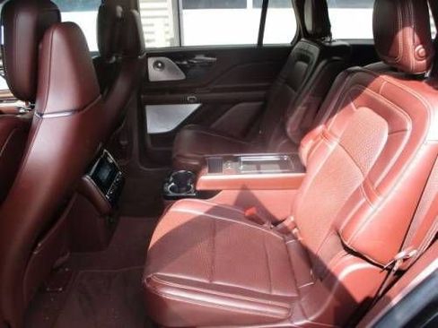 Used 2020 Lincoln Aviator Black Label w/ Dynamic Handling Package image 6