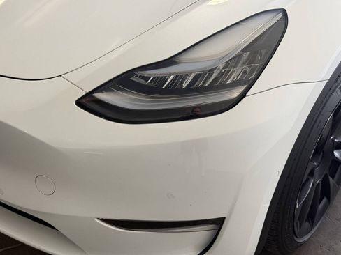 Used 2021 Tesla Model Y Long Range AWD/4WD image 6