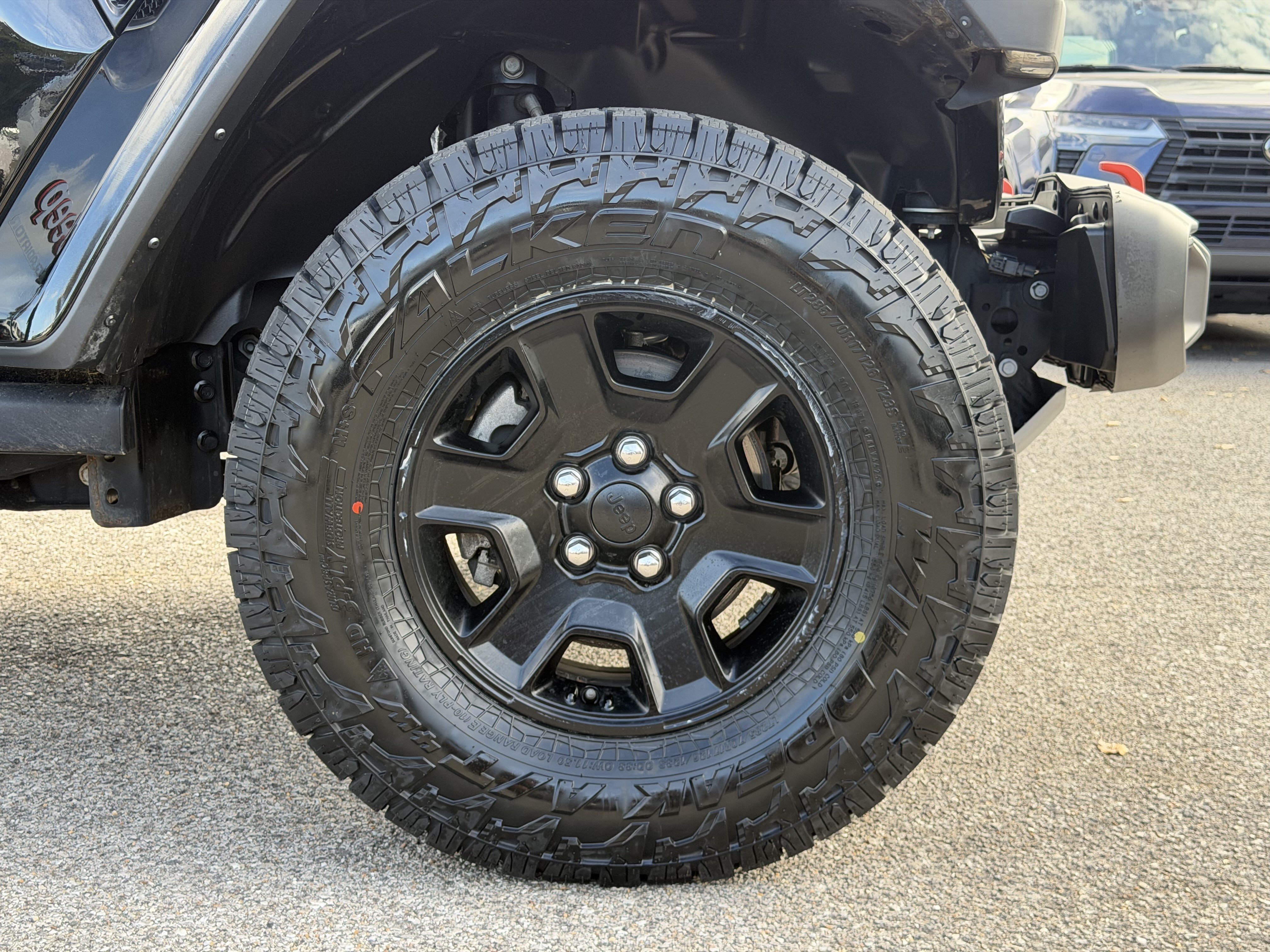 Used 2023 Jeep Gladiator Mojave w/ Cold Weather Group AWD/4WD image 13