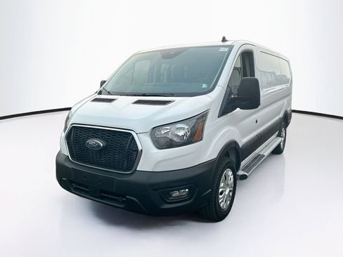 Used 2024 Ford Transit 250 Low Roof w/ Exterior Upgrade Package RWD image 3