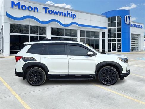 Used 2023 Honda Passport EX-L image 7